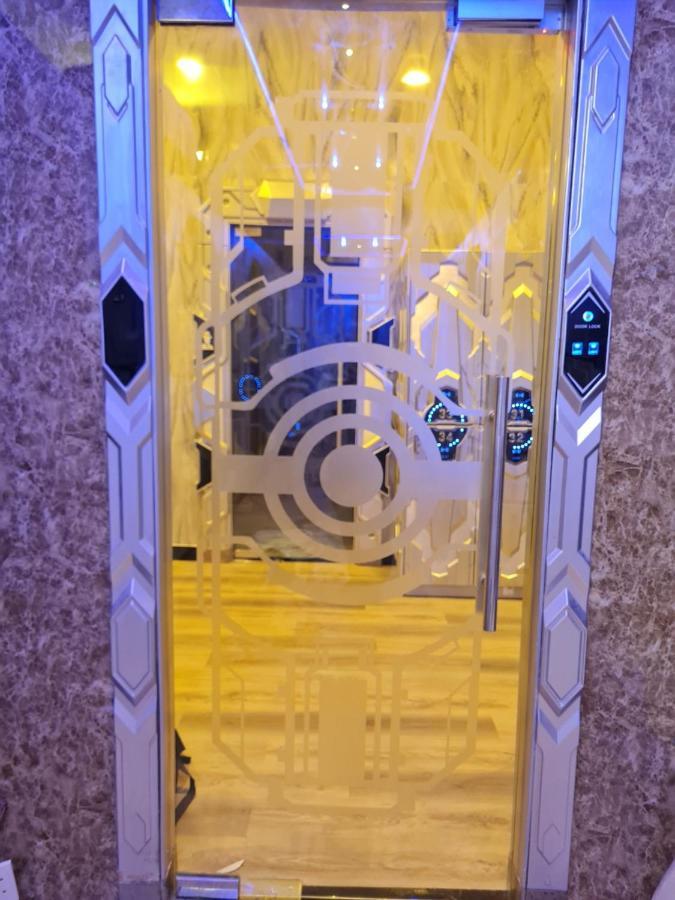 Capsule Riverside Хошимин Экстерьер фото